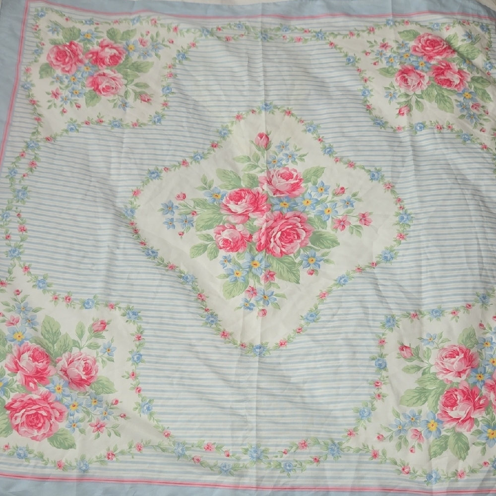 Vintage Floral Scarf - Picture 2 of 4